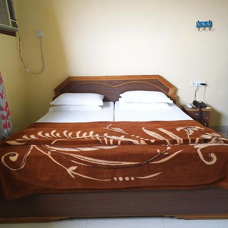 City Centre Hotel Агартала Екстериор снимка