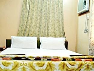City Centre Hotel Агартала Екстериор снимка